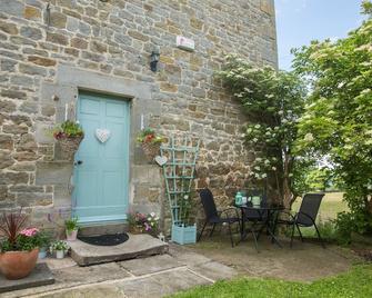 West Wing Cottage - Hexham - Patio