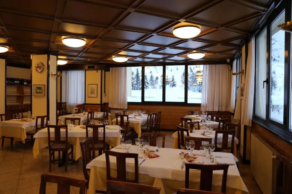 Dolomiti - Passo del Tonale - Ravintola