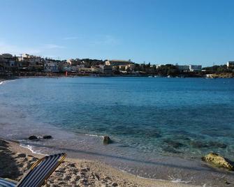 Fotula Studios - Agia Pelagia - Strand