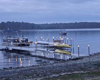 Pine Cottage at Heron Ledge - Plattsburgh - Outdoors view