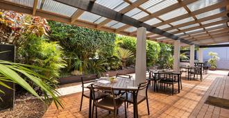 Zebra Motel - Coffs Harbour - Patio