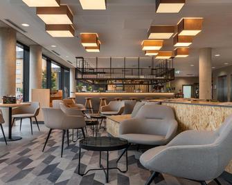 Holiday Inn - The Niu, Timber Eßlingen - Esslingen am Neckar - Bar