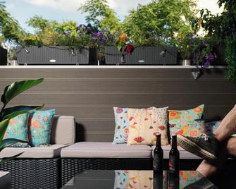 Pfefferbett Hostel - Berlín - Patio