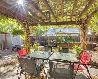 2 Mi to Dtwn Grand Junction Home with Hot Tub - Grand Junction - Patio