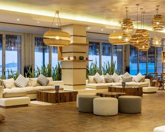 Seya Beach Hotel - Alacati - Alacati - Lounge