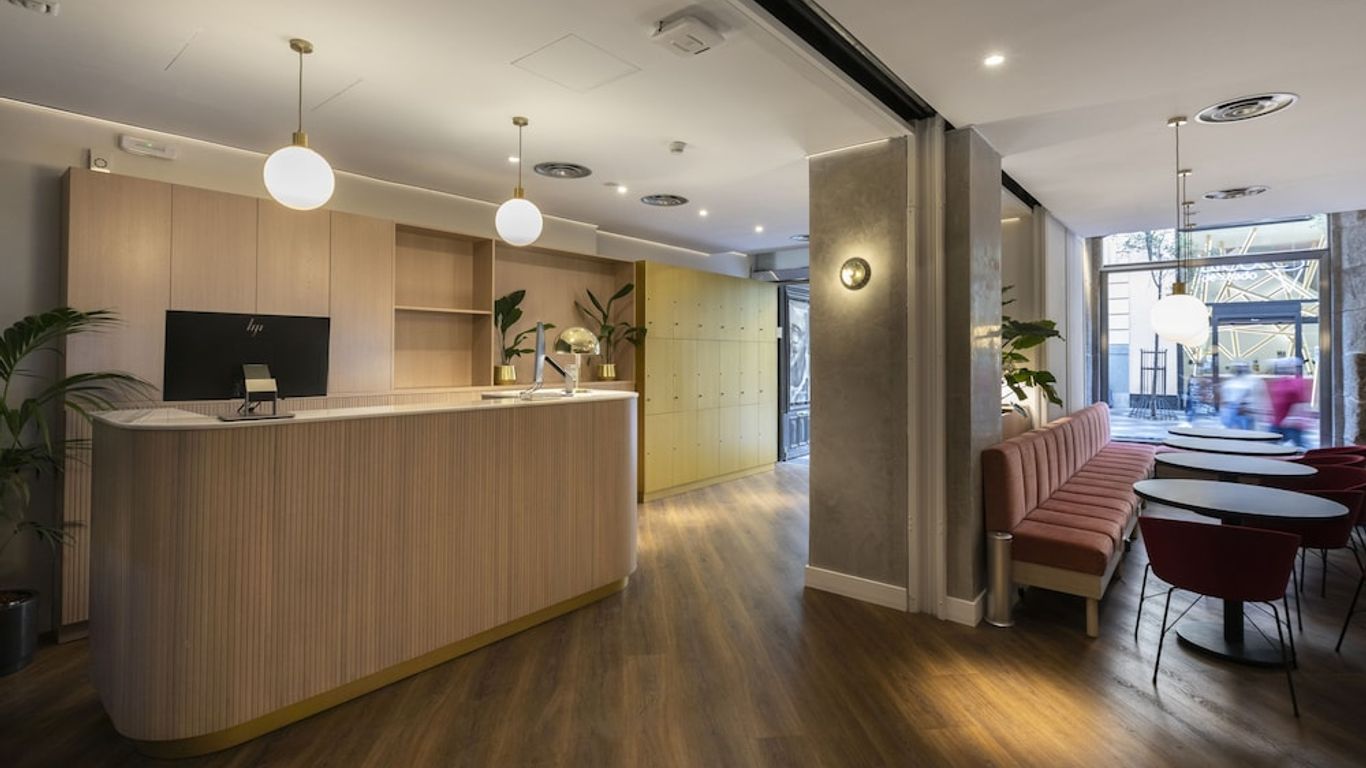 بيتي بالاس بويرتا ديل سول