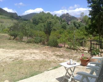 Exclusive, Large House, Large Countryside And Swimming Pool - Calatafimi-Segesta - Патіо