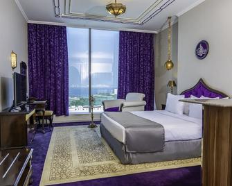 Saraya Corniche Hotel - Doha - Bedroom