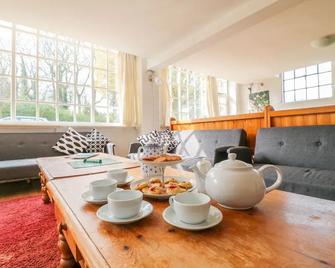 The Coach House - Matlock - Eetruimte