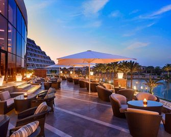 JW Marriott Hotel Cairo - Cairo - Restaurant