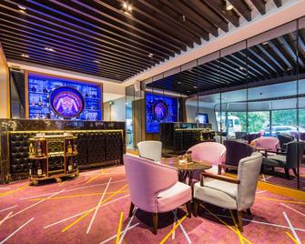 Hotel Equatorial Shanghai - Shangai - Lounge