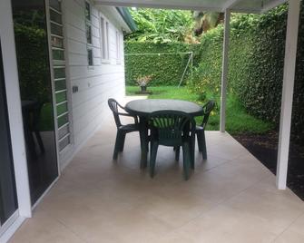 Bungalow in Mahina, ahonu valley - Arue - Innenhof