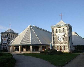 Simon's Place - נוקו'אלופה - בניין