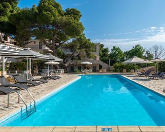 Aquarius Hotel - Vasilikos - Pool