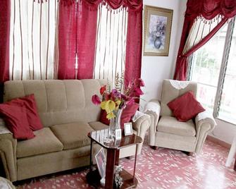 Casa Hostal Bayamo - Bayamo - Living room