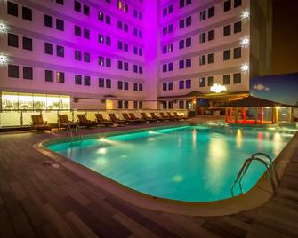 Elite Crystal Hotel - Manama - Pool