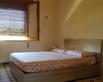 Villa Rita Apartment - Fontane Bianche - Sypialnia