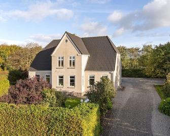 Holiday Home Amma - 21km from the sea in Western Jutland by Interhome - Bredebro - Edificio