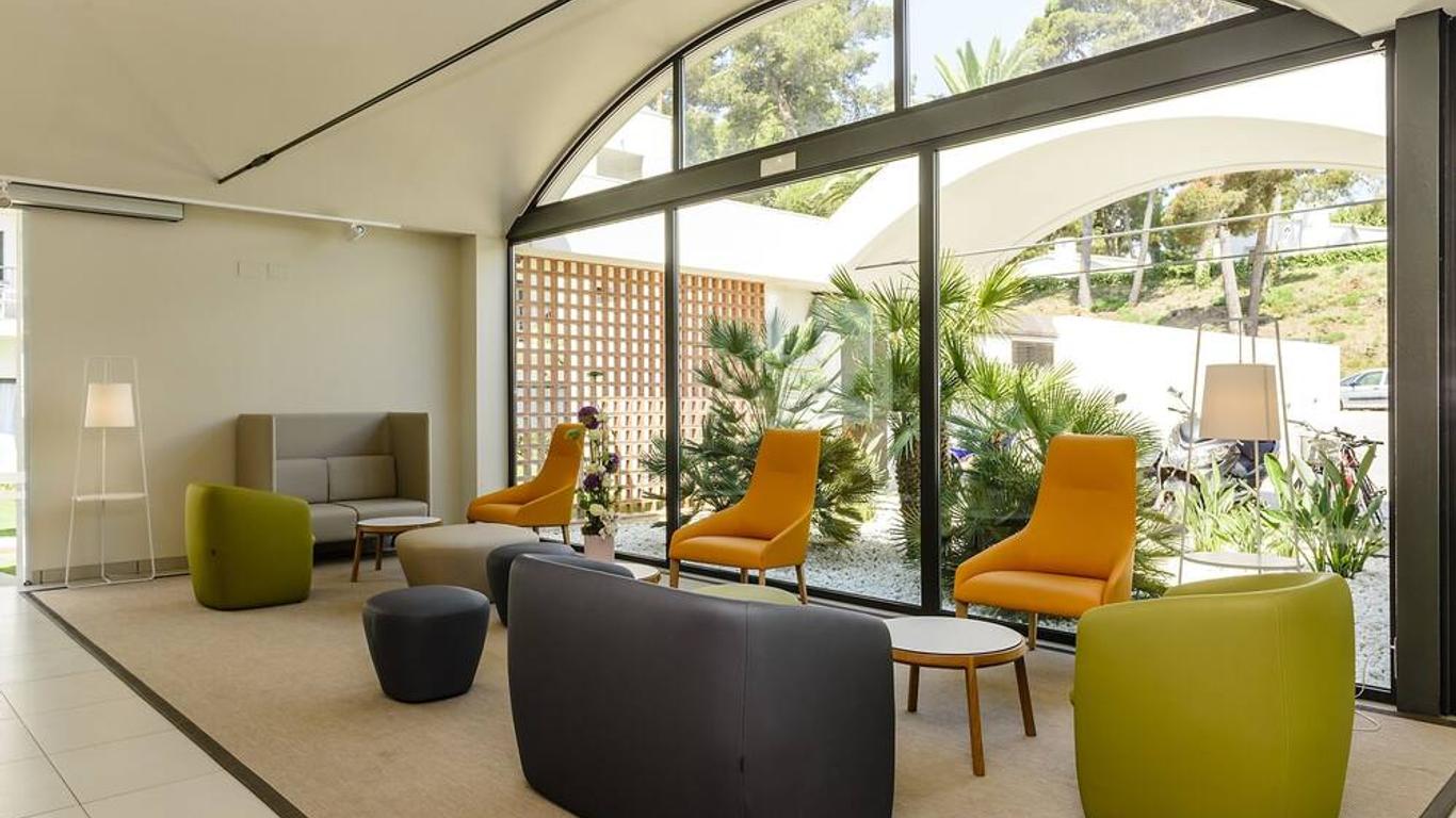 埃斯提瓦爾愛多拉多渡假村 - 坎布里歐斯