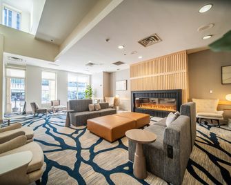 Hilton Garden Inn Rochester Downtown - רוצ'סטר - טרקלין