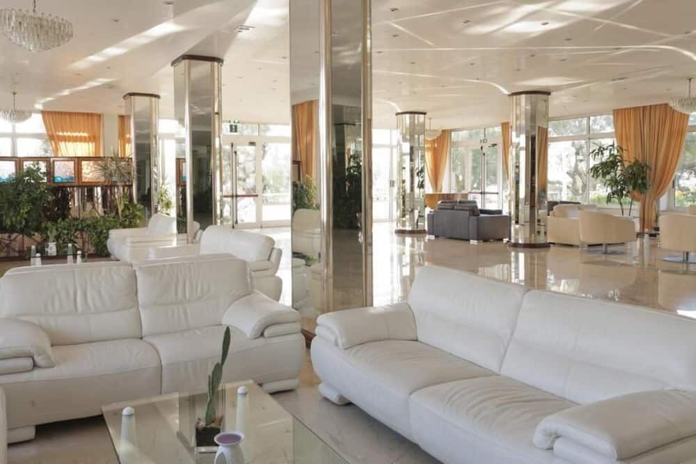 جراند هوتل كوستا برادا