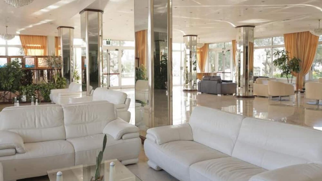 布拉達海岸豪華度假村 - 加利波利