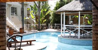 Summerview Guest Lodge - Johannesburg - Havuz