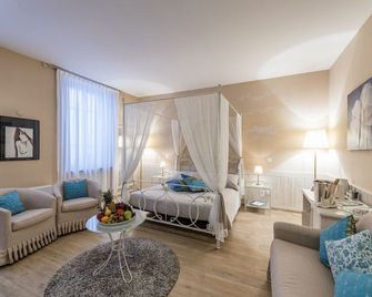 Albergo Ristorante La Palma - Bissone - Habitación