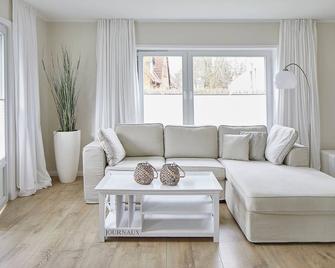 Techts Sommerhaus - Timmendorfer Strand - Living room