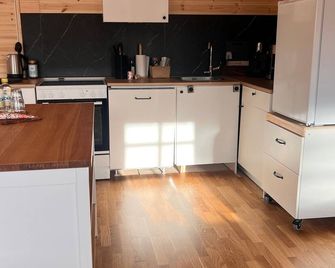 Cozy Ockelbo Retreat With Sauna & Stunning Nature Views - Ockelbo - Cocina