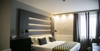 The Style - Rome - Bedroom