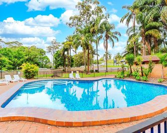 Country 2 Coast Motor Inn Coffs Harbour - Coffs Harbour - Pool