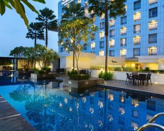 Santika Premiere Dyandra Hotel & Convention - Medan - Medan