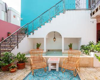 Boho Bohemian Boutique Hotel - Willemstad - Patio