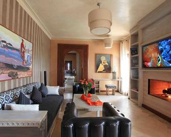 Dar Layyina - Marrakech - Living room