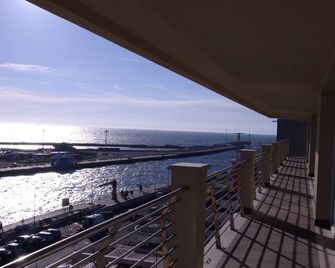 Hotel Tiber Rooftop & Wellness - Fiumicino - Balcony