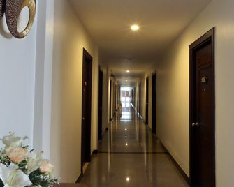 โรงแรมซิตี้ปาร์ค พัทลุง - Khuha Sawan - ห้องโถง