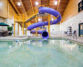 Country Inn & Suites by Radisson, Shoreview, MN - Shoreview - Pool