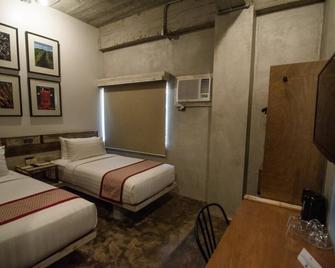 The Bricks Hotel - Dumaguete City - Bedroom