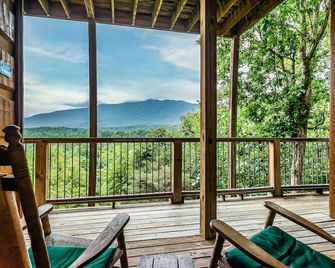 Laurel Valley Mountain Retreat - Townsend - Balcony