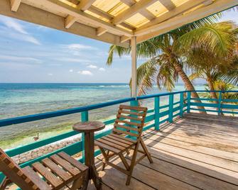 Ranguana Caye Cabanas - Placencia - Balkón