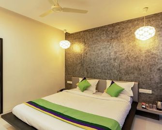 Treebo Midvalley Residence - Yelagiri - Bedroom