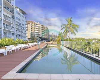 Zen Marina: 1-Br Executive Apartment By The Bay - Darwin - Pool