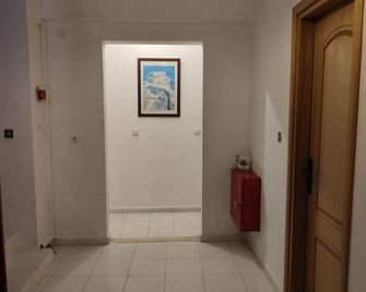 Dolphin Apartments - Faliraki - Gang