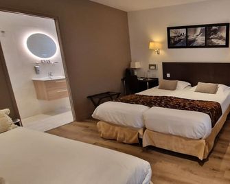 Hotel le Bellevue - Beignon - Bedroom