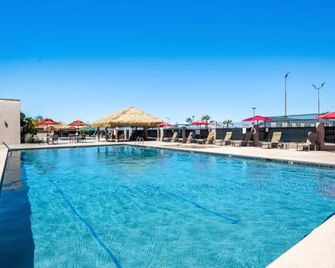Voyager Resort Inn - Tucson - Pool