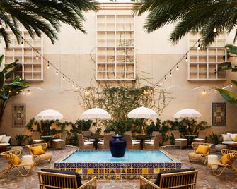 Pasadena Hotel & Pool - פסדנה - בריכה