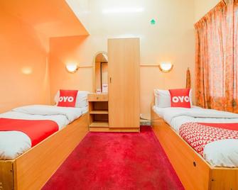Al Wehda Hotel - Dubai - Bedroom