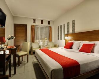 Hotel Ilos - Bandung - Habitación