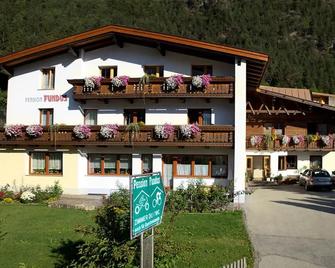 Pension Fundus - Serfaus - Edificio